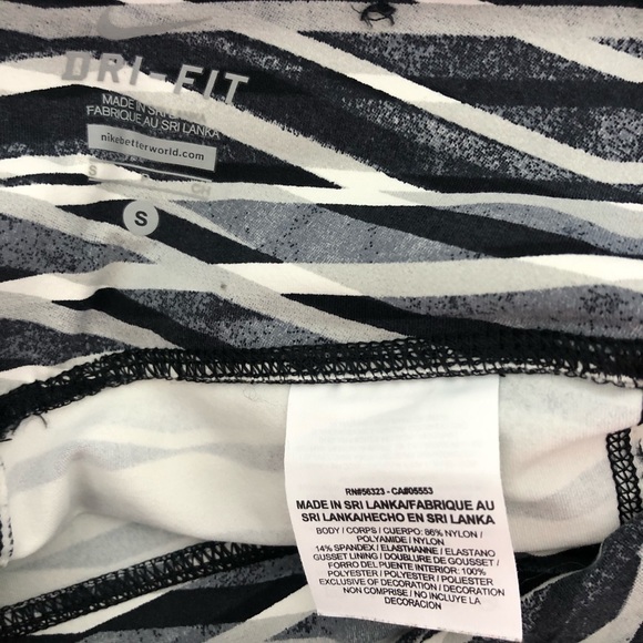 Nike Striped Crop - Picture 3 of 6